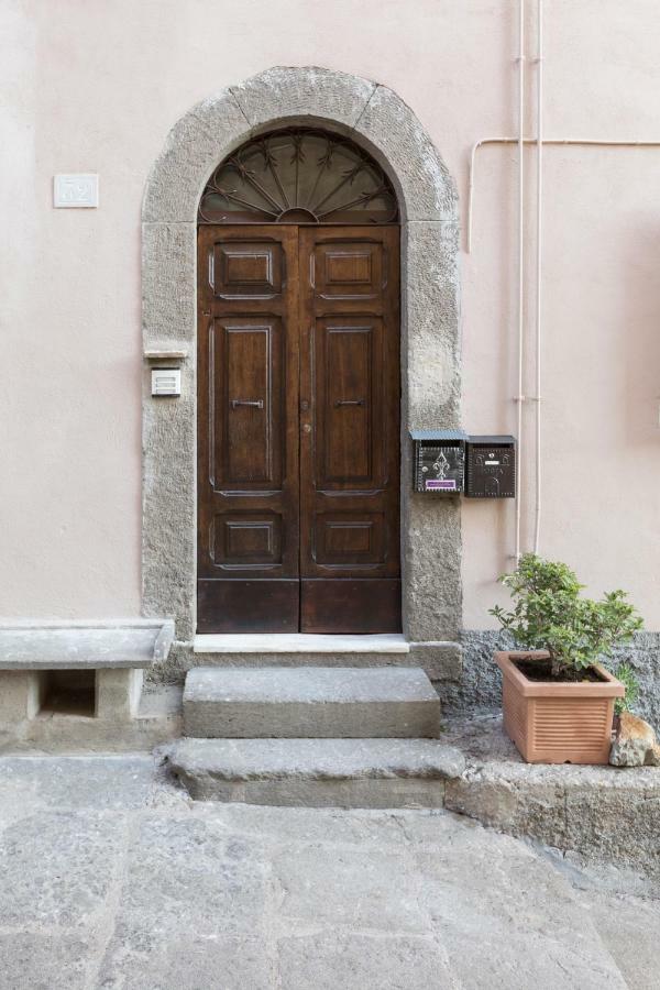 Residenza Turistica Di Via Delle Caiole 32 Viterbo Luaran gambar